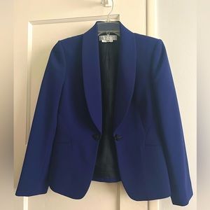 Tahari women’s blazer size 8P